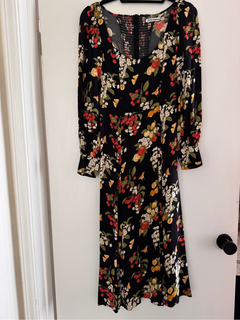 Reformation Alessi Dress - Summer Soirée - Picture 2 of 7